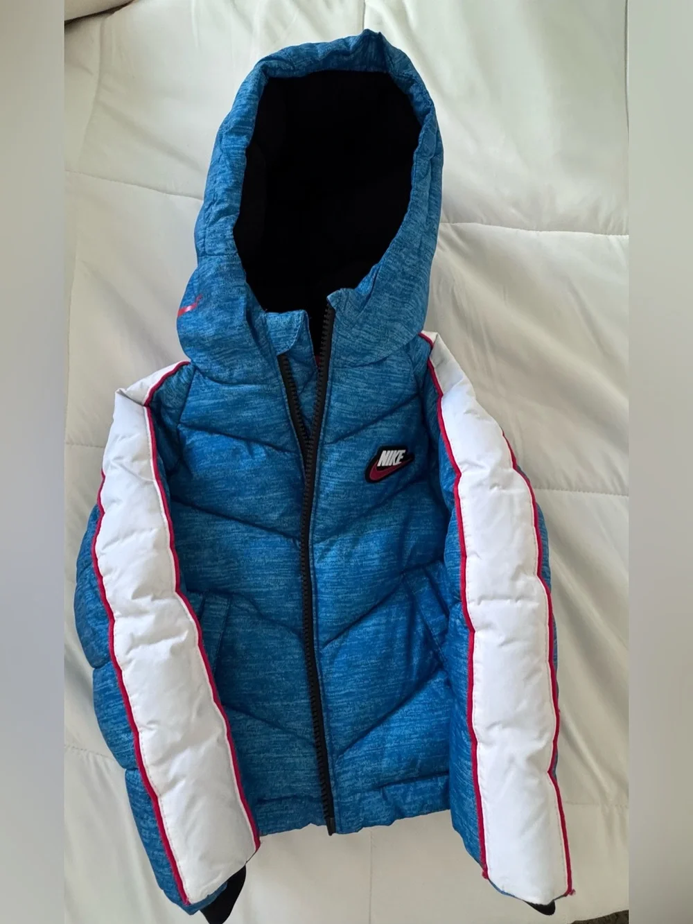 Nike Kids Blue Insulated Puffer Jacket with Stripe Detail